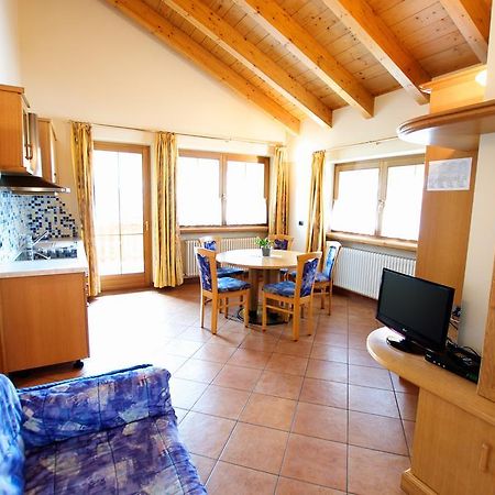 Miky House - Appartamenti Abar Livigno Kamer foto