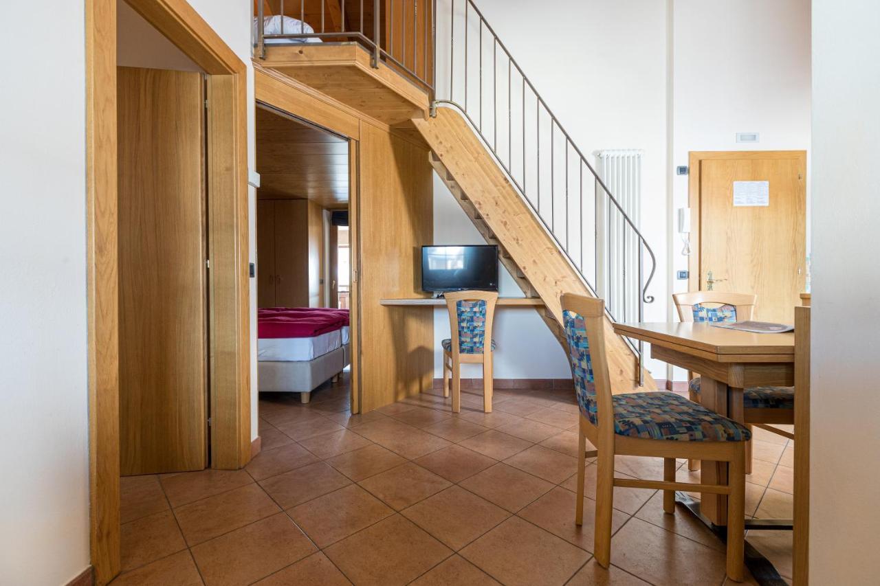 Miky House - Appartamenti Abar Livigno Buitenkant foto